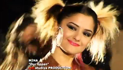 Mina "Dur oppan" dedi (VİDEO)