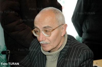 Son dəqiqə! Yazıçı Rafiq Tağı bıçaqlandı