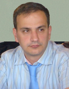 Samir Əliyev: “Banklar öz reklam çarxlarında əhaliyə düzgün olmayan məlumat verirlər"