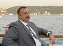 “Vətənin İlhamı. Ömürdən reportaj” kitabı təqdim edildi