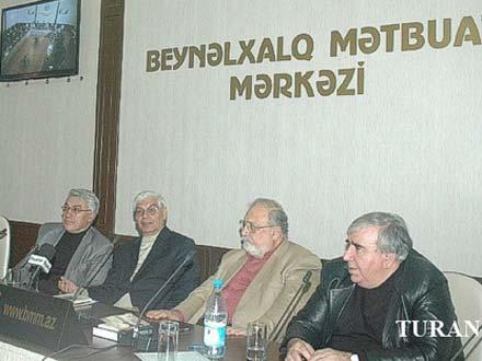 Ziyalılar Forumunun işıqları söndürüldü - YENİLƏNİB