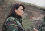 Qənirə Paşayeva yeni il qabağı əsgərlərlə görüşdü