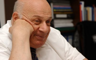 Rauf Denktaş vəfat etdi