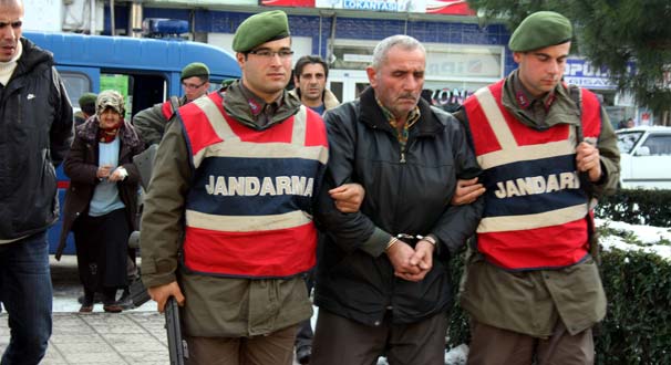 Valideynləri 45 günlük körpəni heyvanlara yem etdi - FOTO