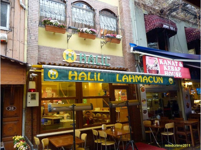 Bakıdakı türk restoranlarından biri Fransaya belə etiraz etdi- EKSKLÜZİV FOTO