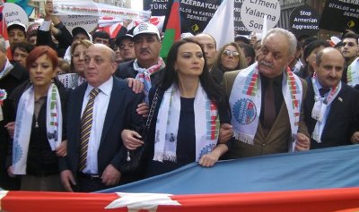 Taksim meydanında erməni vəhşiliyi ifşa edildi - VİDEO