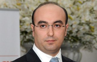 Elnur Aslanov 