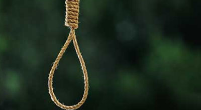 Bakıda 60 yaşlı kişi özünü asdı