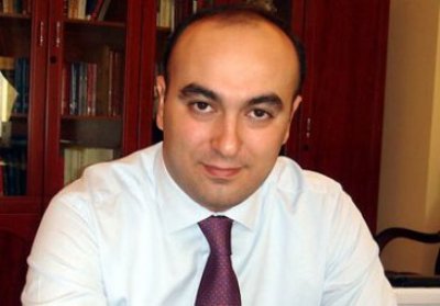 Elnur Aslanov: “Azərbaycan hakimiyyəti Xədicə İsmayılovanın şəxsi həyatına müdaxiləni qəti şəkildə pisləyir” - AÇIQLAMA