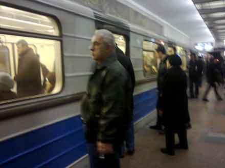 Bakı metrosunun rəhbərliyi sərnişinlərə müraciət etdi