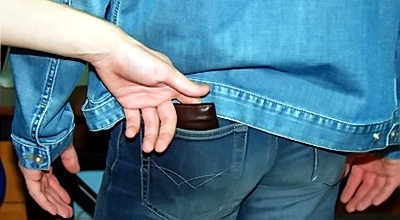 Avtobusda cibgirlik edən qadın tutuldu