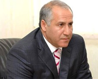 Nazir beş nəfəri işdən qovdu