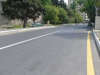 Bakının mərkəzində daha bir yol bağlandı