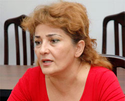 Mehriban Zeynalova: «17 nəfər qurbanı işlə təmin etmişik»
