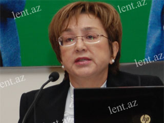 Məleykə Abbaszadə Təhsil Nazirliyindən şikayətləndi