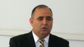 İsmayıl Ömərov: ‘İctimai Televiziya nə YAP-ın , nə Müsavatın, nə AXCP-nin əlində vasitə ola bilməz’