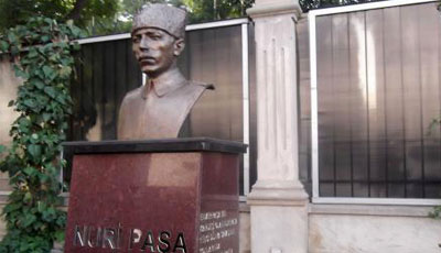 Bakıda Nuru Paşanın xatirəsinə abidə ucaldıldı