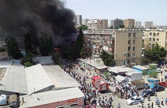 Bakıda yanan yataqxana - FOTOLARDA