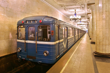Metrodan istifadə edənlərə bəd xəbər