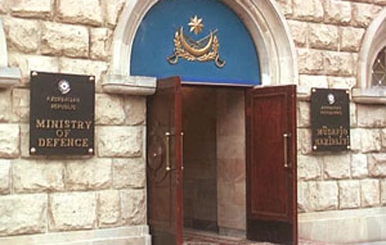Azərbaycan Müdafiə Nazirliyinə qarşı kampaniya aparılır