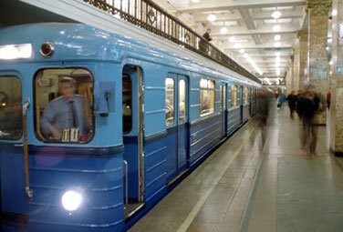 Bakı Metropolitenində qatarların hərəkət qrafiki dəyişir