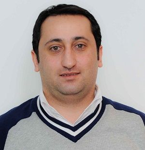 Tanınmış xəbər aparıcısı: ‘Xəbər aparıcısının toylarda aparıcılıq etməsinə pis baxıram’