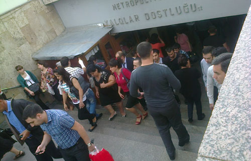 Metroya minə bilərsiz - DÜZƏLDİ