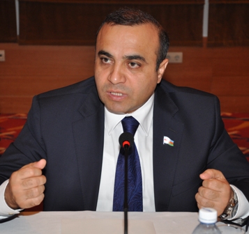 Azay Quliyev: 