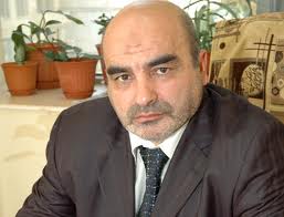 Partiya sədri əsəbiləşdi: 