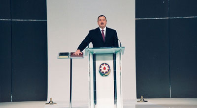 İlham Əliyevin ikinci dəfə prezident seçilməsindən dörd il ötür