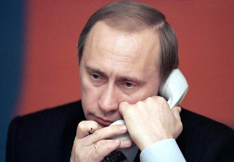 Vladimir Putin İlham Əliyevi təbrik etdi