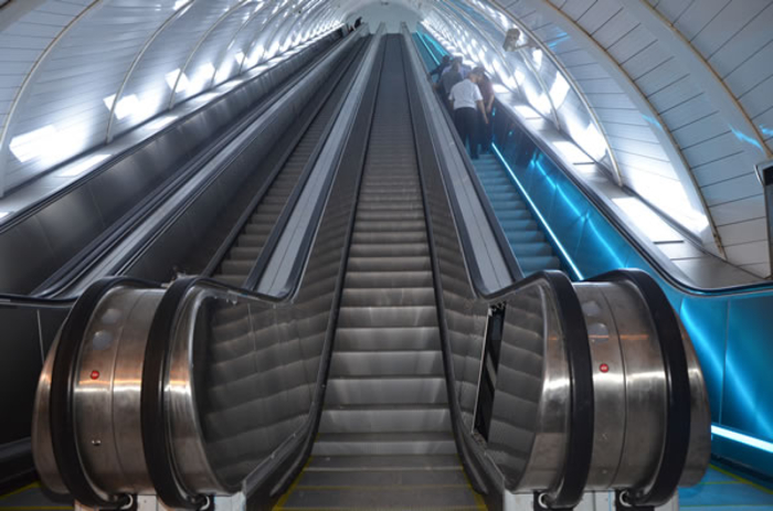 Bakı metrosunda unikal eskalator