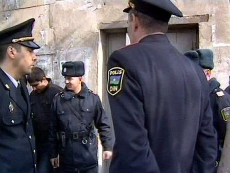 Azərbaycanda 20 yaşlı oğlanın cinsiyyət orqanının kəsən 3 nəfər tutuldu