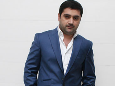 İzzət Bağırov səsini itirdi