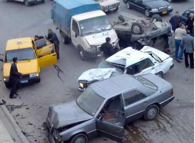 Bakıda hərbçilər yol qəzasına düşdü – Yaralılar var