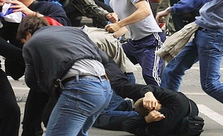 Azərbaycanda polis icra başçısını döydü - ŞOK