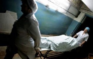 Azərbaycanda dəhşətli qətl: Ana gəlini qəbul etmədi, qardaş qardaşı öldürdü