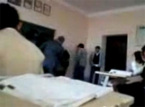 Şagirdləri döyən müəllim danışdı - VİDEO