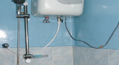 Bakıda dəhşət: Ana 15 yaşlı oğlunun meyitini hamamda tapdı