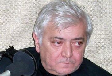 ‘Bir neçə zabitin dələduzluğuna görə ordunu nüfuzdan salmaq olmaz’