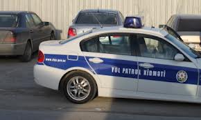 Bakıda ‘BP’nin işçisi yol polisini döydü