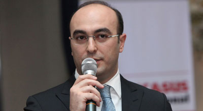 Elnur Aslanov: 