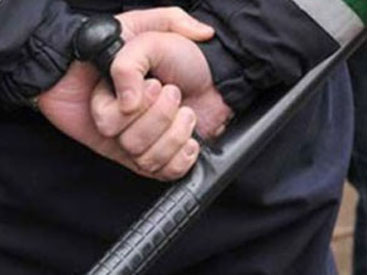 Bakıda polisdən qorxan oğru özünü bıçaqladı