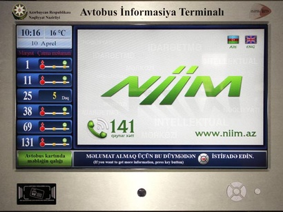 Avtobus dayanacaqlarındakı monitorlarda yenilik - FOTOLAR