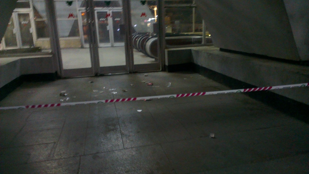 ‘Memar Əcəmi’ metrosunun girişi bağlandı - -  FOTOLAR 