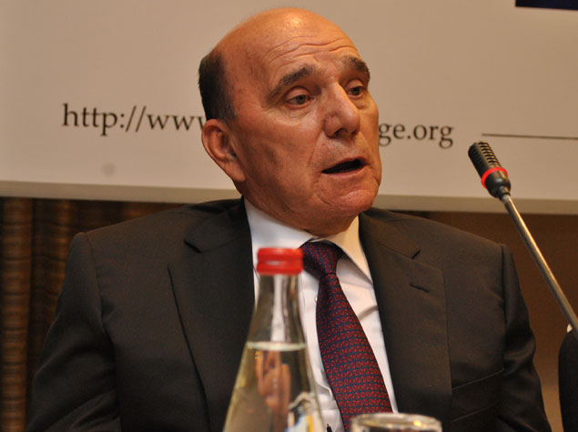Elxan Süleymanov Avronest rəhbərliyinə etiraz məktubu göndərib