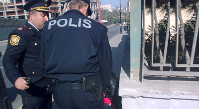 Azərbaycanda hamilə qadın 5 yaşlı oğlu ilə birlikdə yoxa çıxdı
