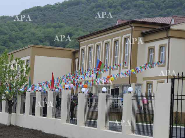 Azərbaycanda zəlzələ bölgəsində onlarla kənd yenidən tikilib - REPORTAJ - FOTOSESSİYA
