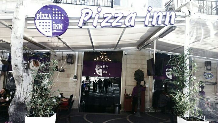 ‘Pizza İnn’ restoranında xarab olmuş məhsullar satılır