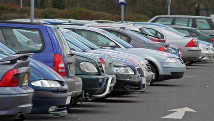 Bakıda yeni tikilən avtodayanacaq çökdü - FOTOLAR